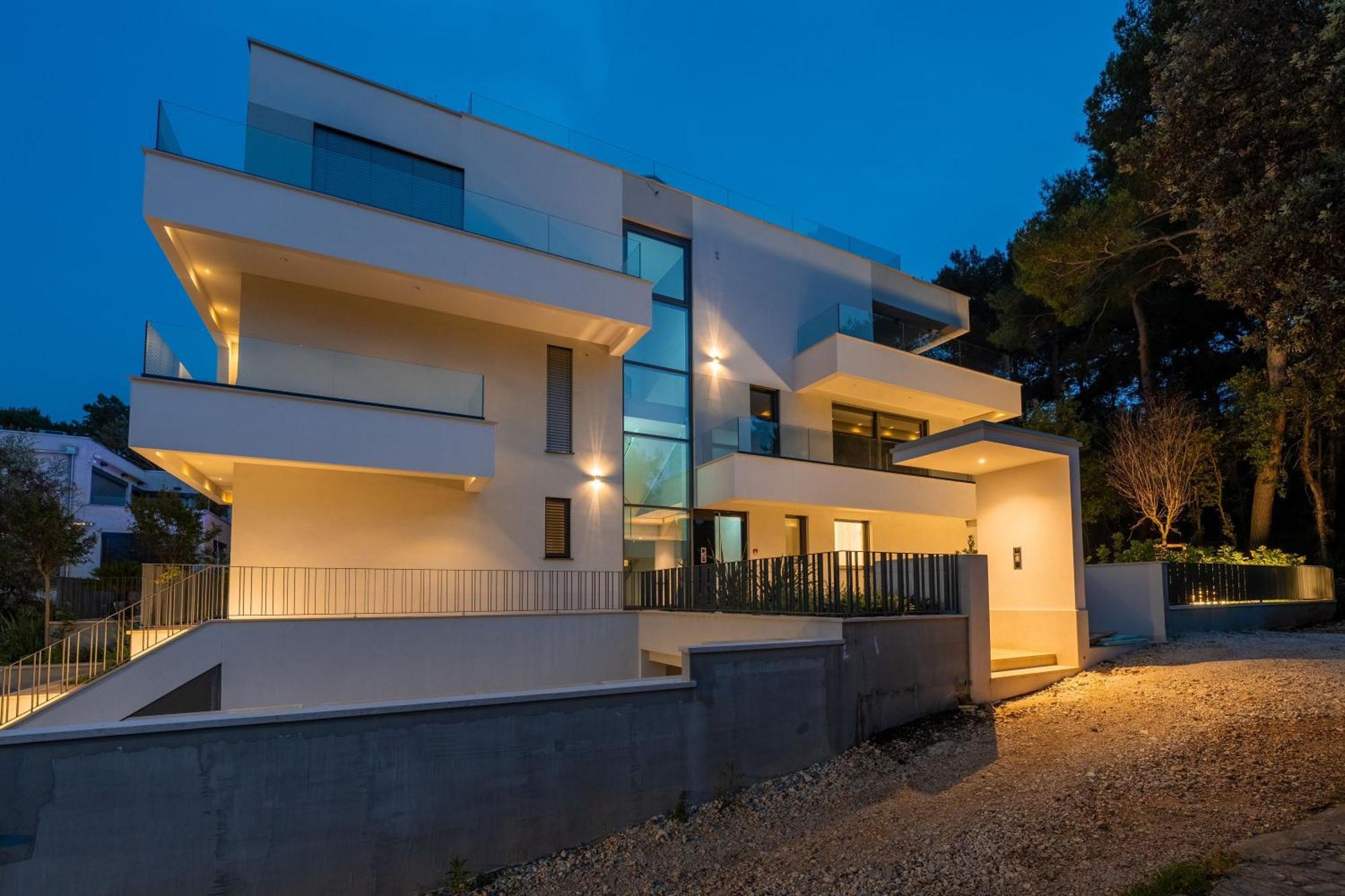 The Q Bliss - Your New 4-Star Hideaway With A Garage Rovinj Exterior foto